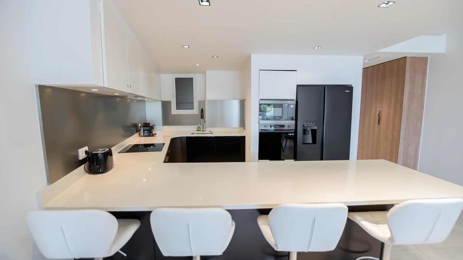Daire Superbe T3 Moderne Et Chic Croisette Cannes